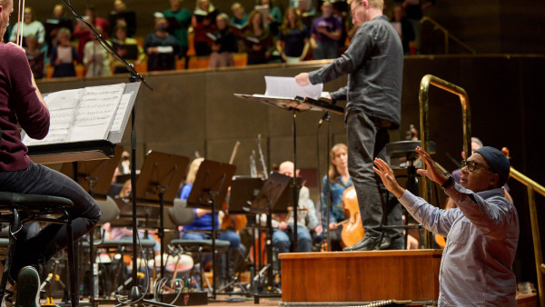 Wynton Marsalis rehearsing with Melbourne Symphony Orchestra and MSO Chorus